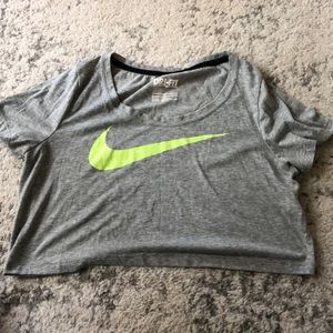 Nike cropped tee